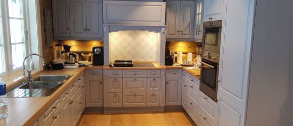 Kitchen blue